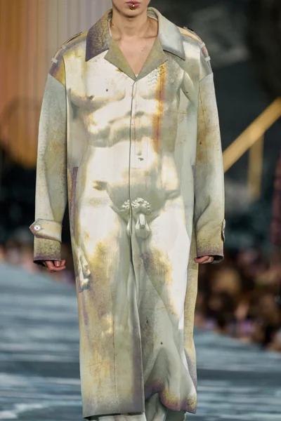 Look 188